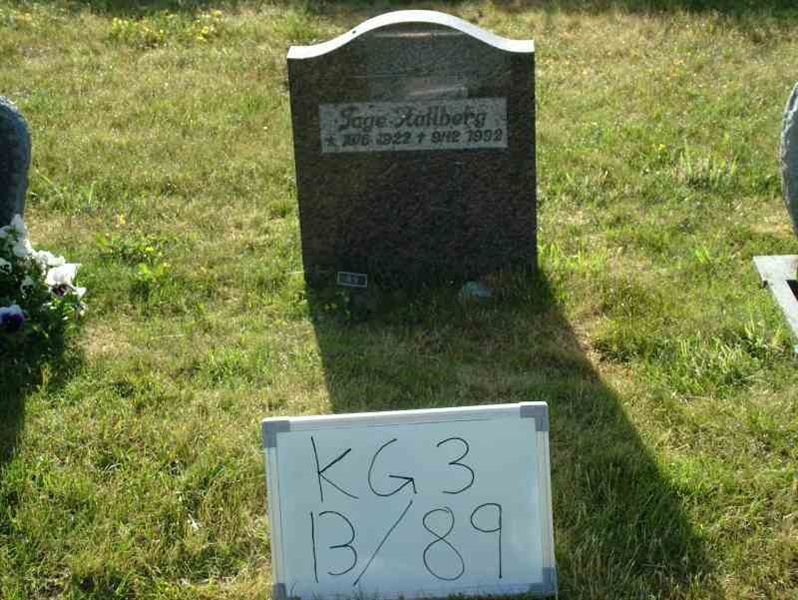 Grave number: 3 13    89