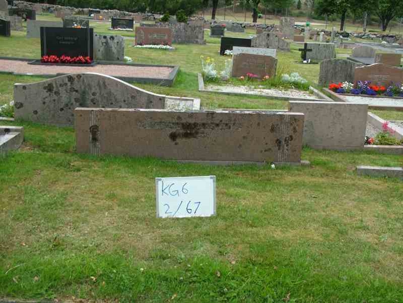 Grave number: 6 02    67-2