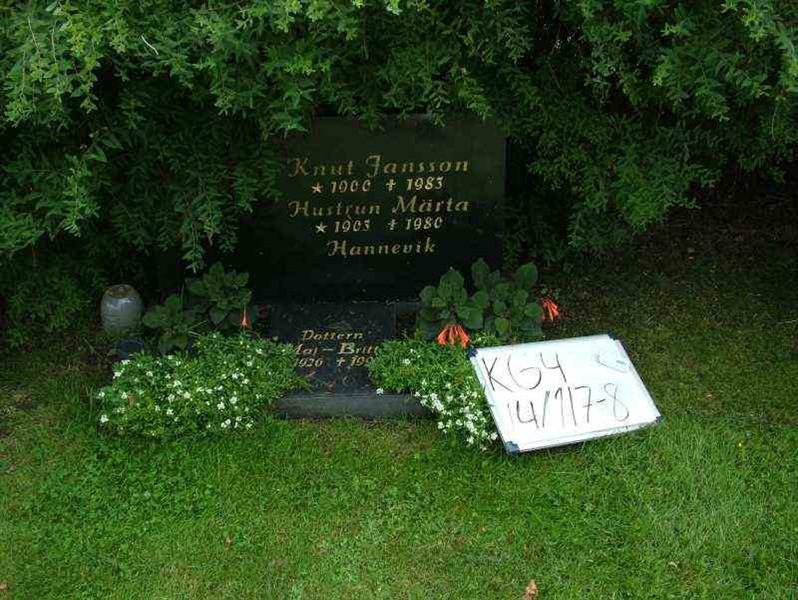 Hautatunnus: 4 14-G   117-118