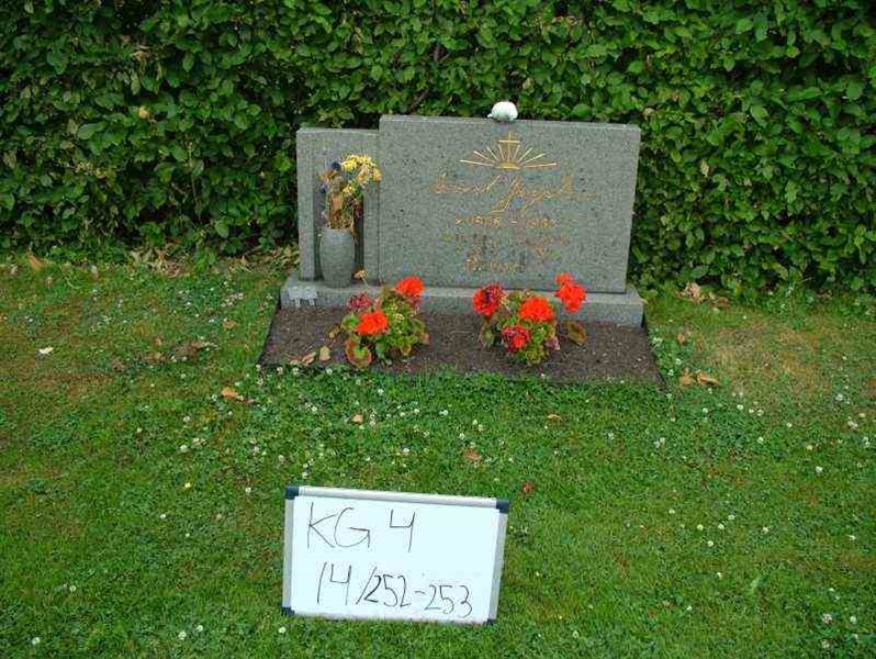Hautatunnus: 4 14-G   252-253