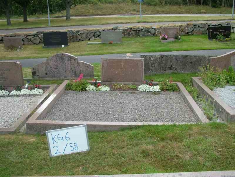 Grave number: 6 02    58-2