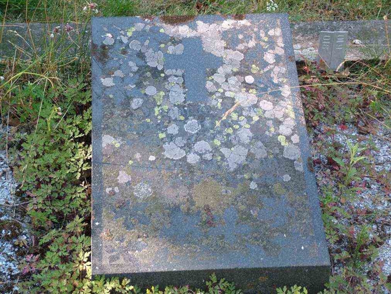 Hautatunnus: 9 01    18-19