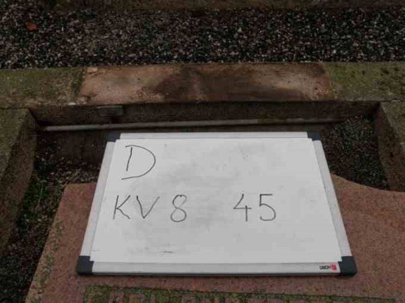 Gravnummer: 3 08    45
