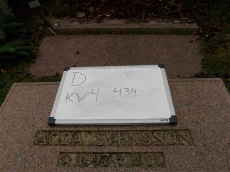 Hautatunnus: 3 04   434