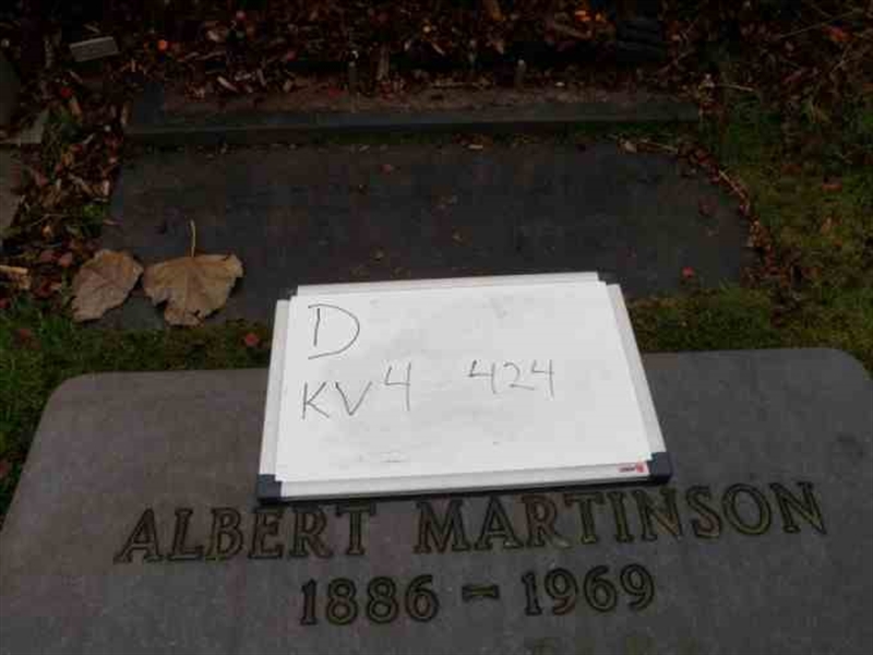 Hautatunnus: 3 04   424