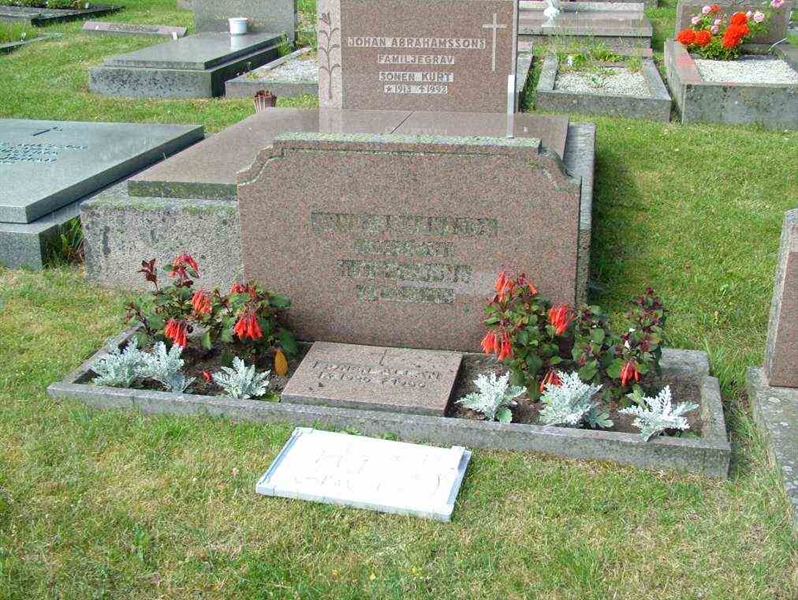 Hautatunnus: 7 02    69-3