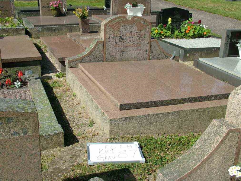 Hautatunnus: 7 02    87-1