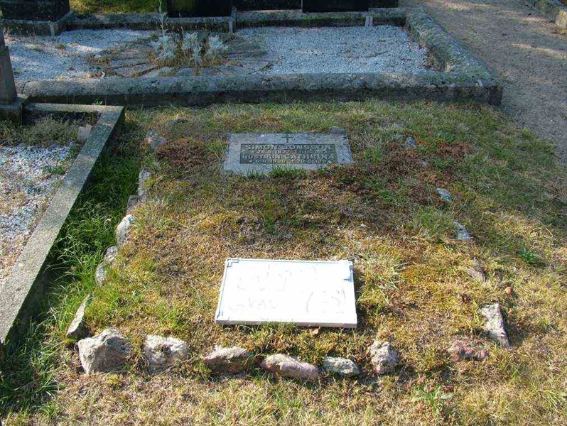 Grave number: 9 01    30-31