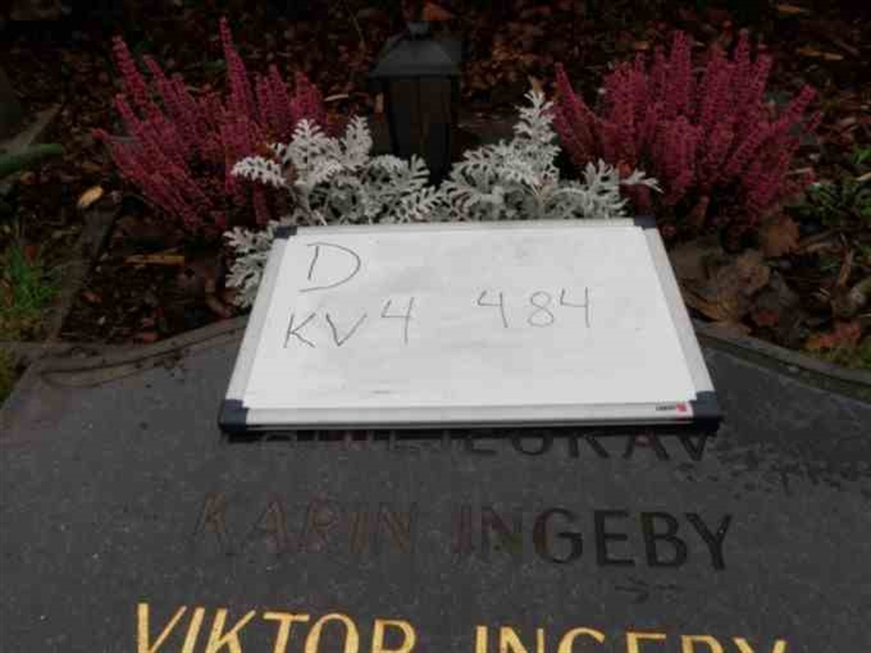 Hautatunnus: 3 04   484