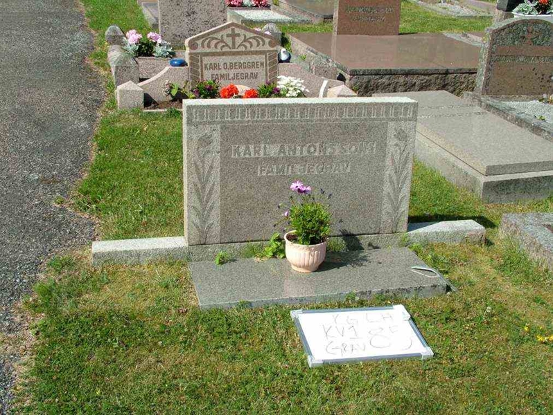 Gravnummer: 7 02    85-2