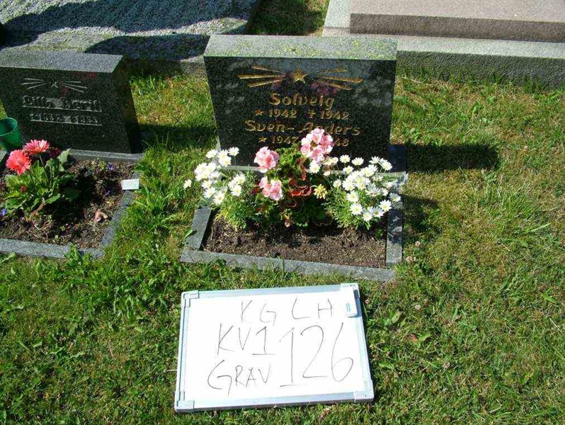 Hautatunnus: 7 02   126-1