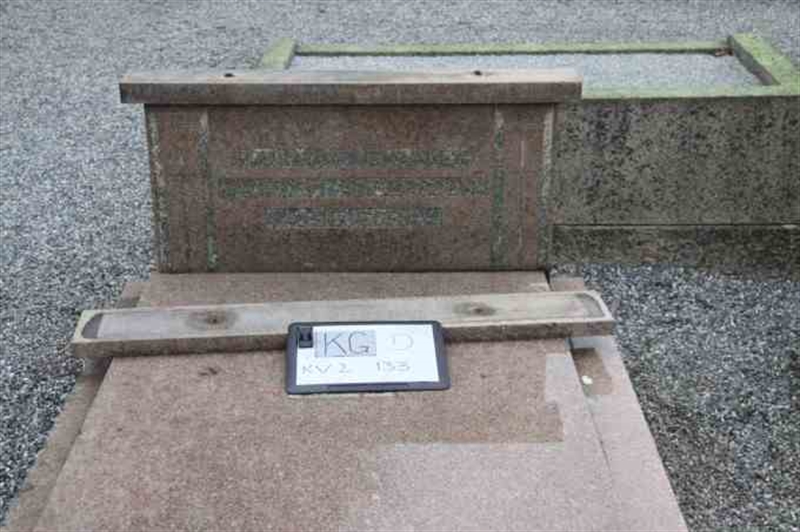 Gravnummer: 3 02   133