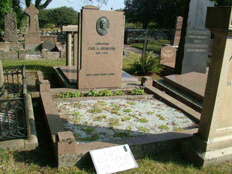 Hautatunnus: 9 01    83-84