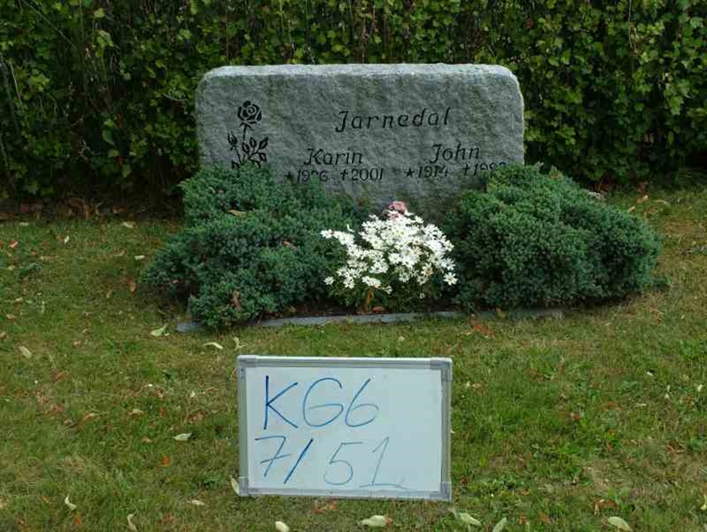 Grave number: 6 07    51-2