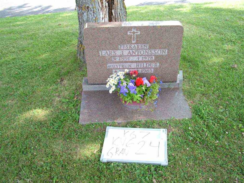 Gravnummer: 7 06    24-2