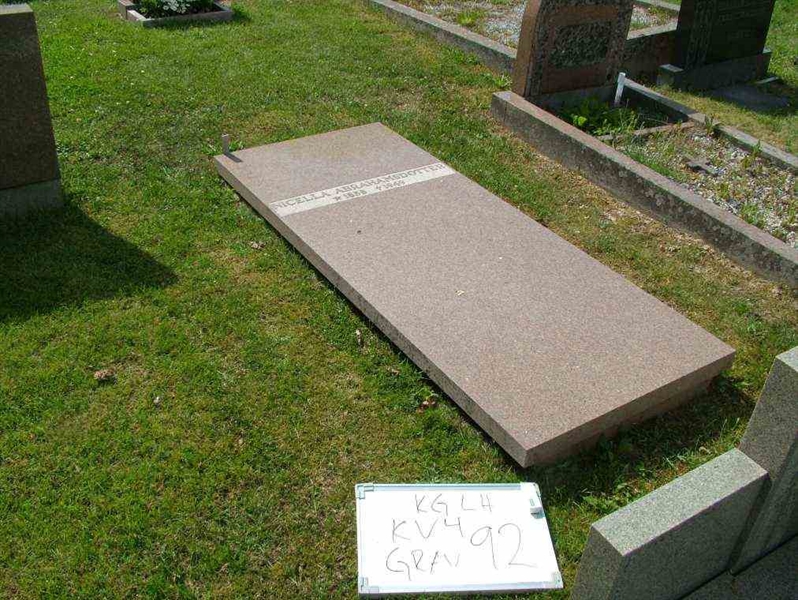 Gravnummer: 7 04    92-1