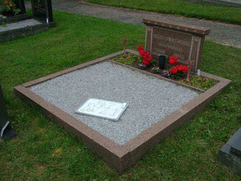 Hautatunnus: 7 05    21-2