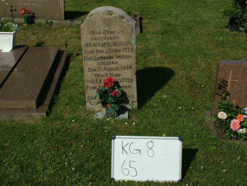 Grave number: 8    65-2