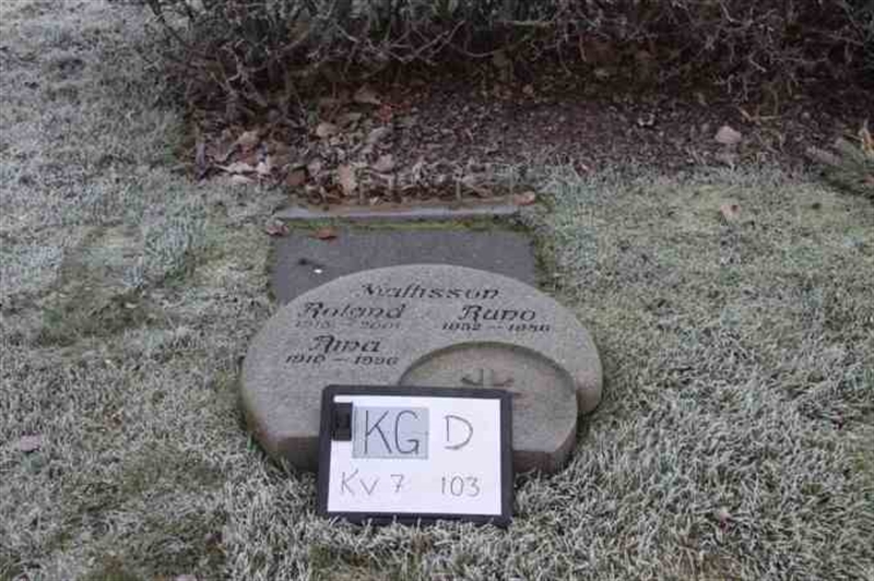 Gravnummer: 3 07   103