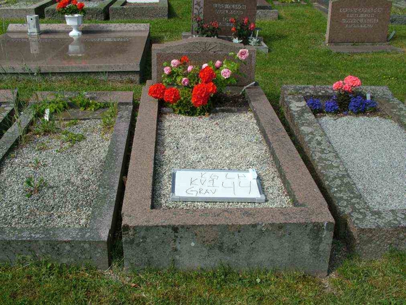 Hautatunnus: 7 02    44-1