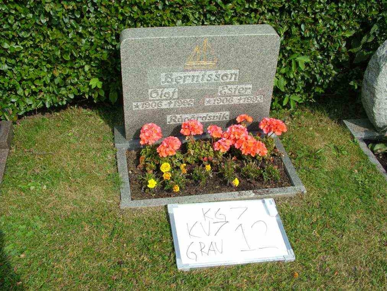 Gravnummer: 7 07    12-1