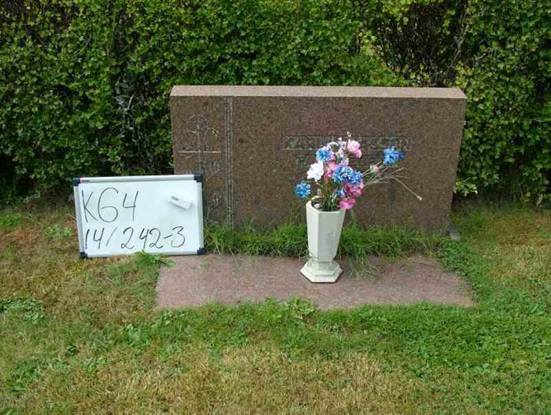 Hautatunnus: 4 14-G   242-243