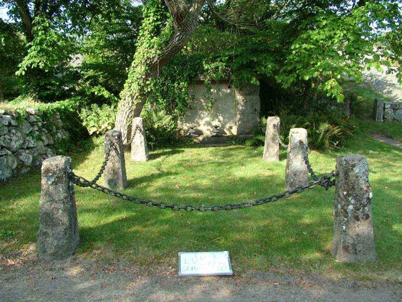 Grave number: 9 02    27-28