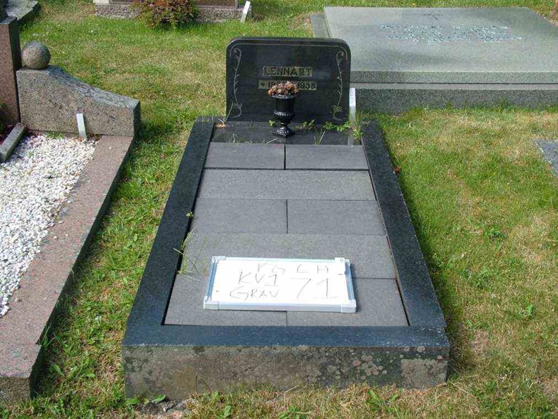 Hautatunnus: 7 02    71-1