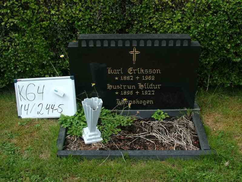 Hautatunnus: 4 14-G   244-245