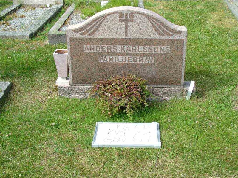 Hautatunnus: 7 02    61-2