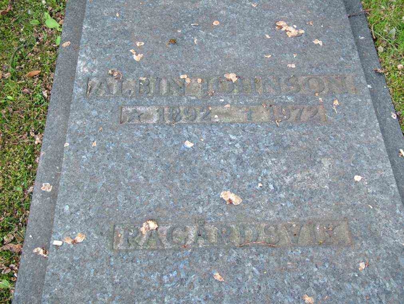 Grave number: 7 06     2-1