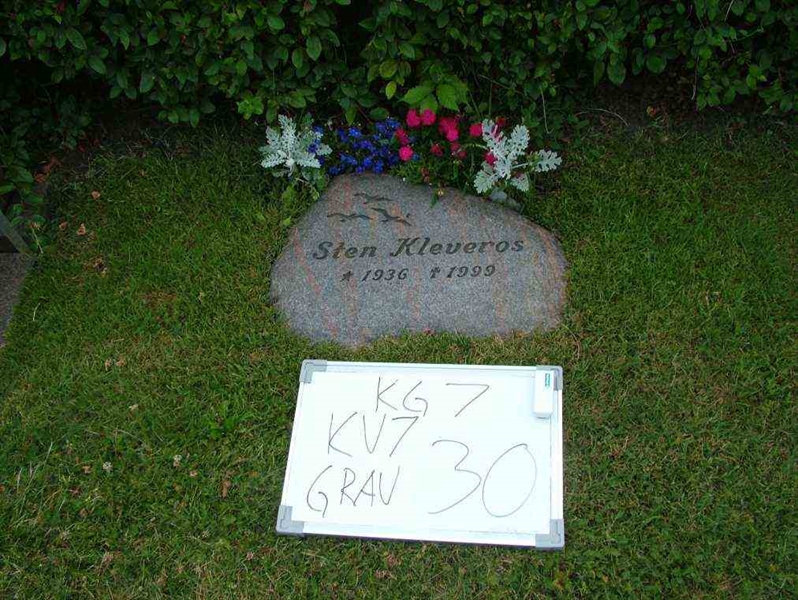 Hautatunnus: 7 07    30