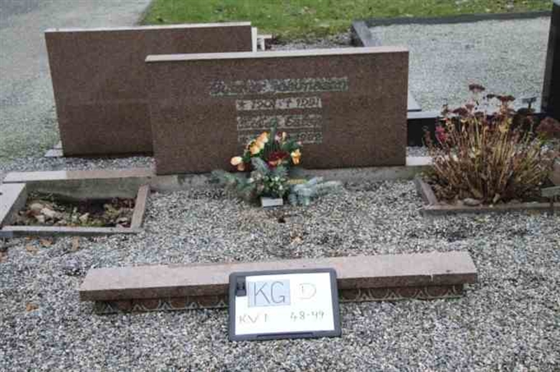 Hautatunnus: 3 01    48-49