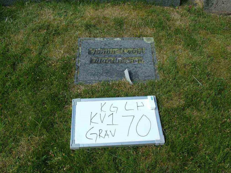 Hautatunnus: 7 02    70-1