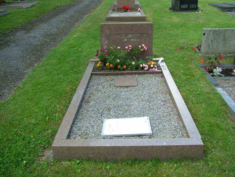 Hautatunnus: 7 05    80-1