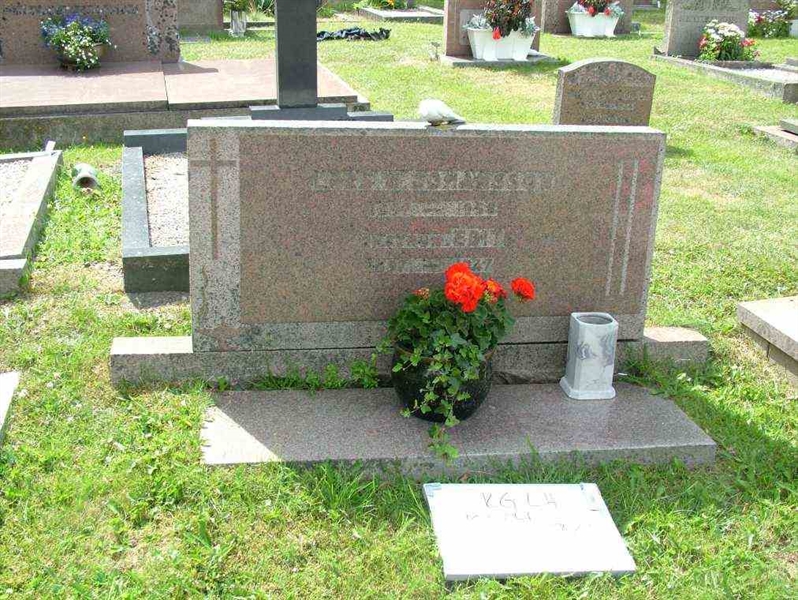 Hautatunnus: 7 04    80-2