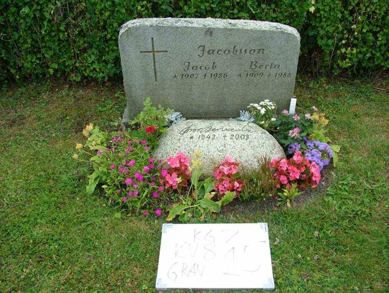 Gravnummer: 7 08    15-2