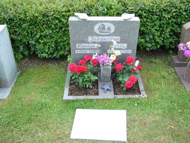 Hautatunnus: 7 07    28