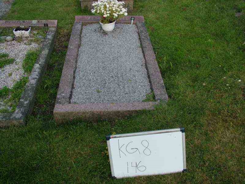 Grave number: 8   146-1