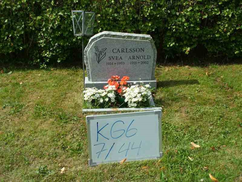 Hautatunnus: 6 07    44-2