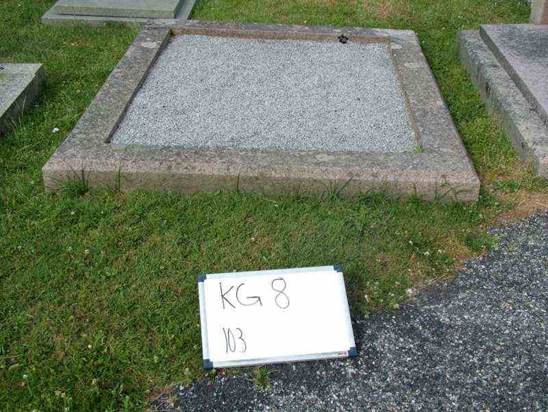 Grave number: 8   103-2