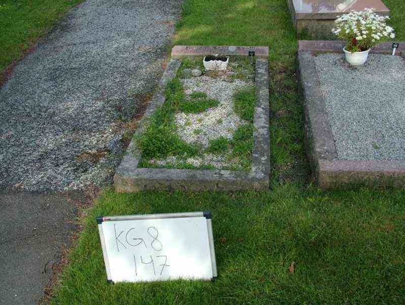 Hautatunnus: 8   147-2