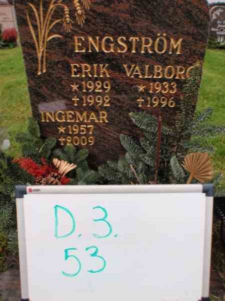 Gravnummer: 3 03    53