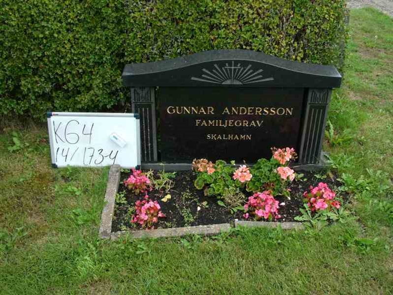 Gravnummer: 4 14-G   173-174