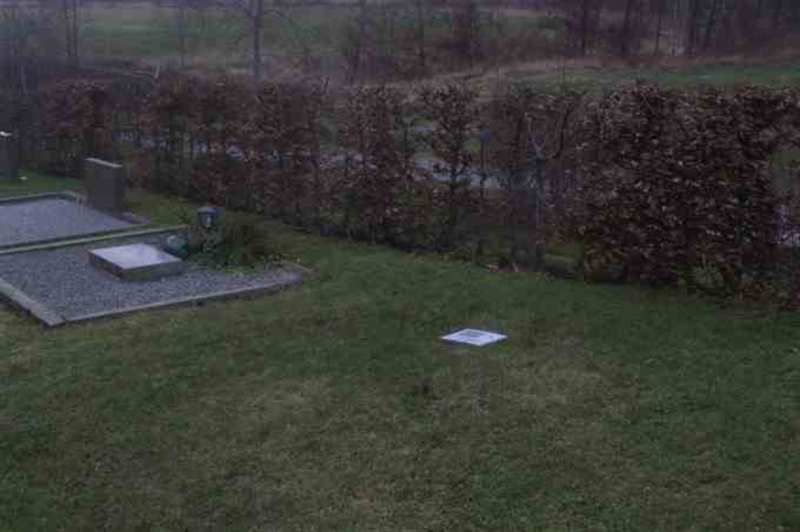 Hautatunnus: 4 13   887-888