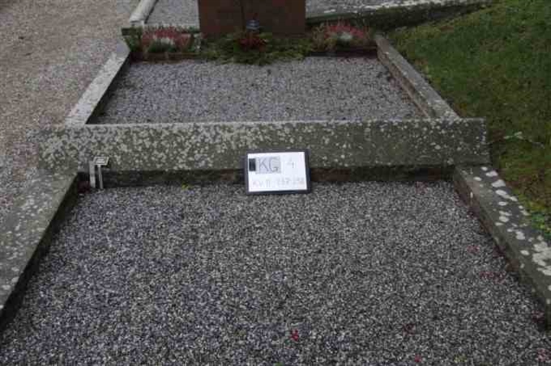 Hautatunnus: 4 11   237-238