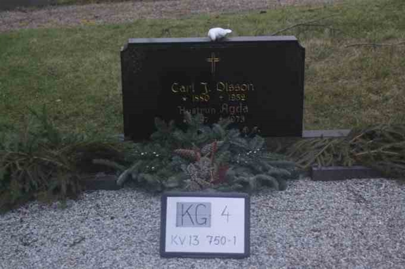 Hautatunnus: 4 13   750-751