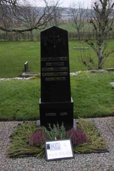 Grave number: 4 11   326-328