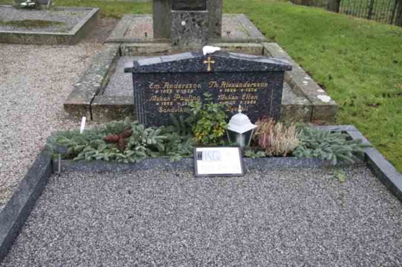 Gravnummer: 4 11   344-345