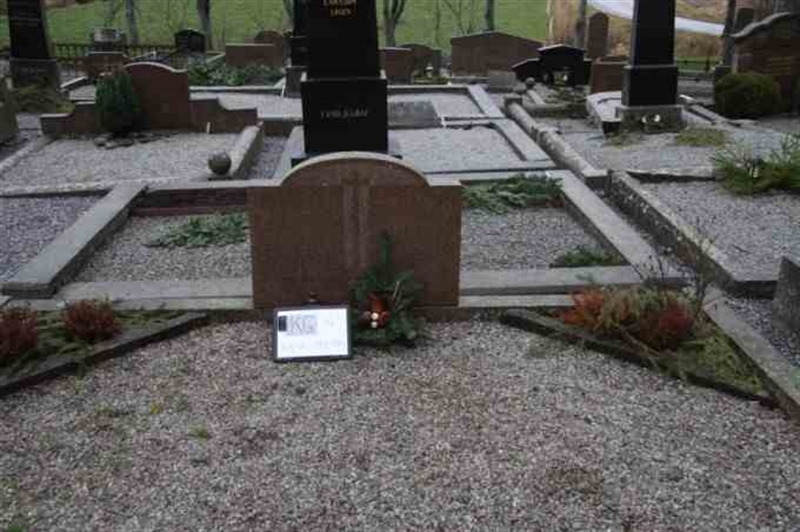 Hautatunnus: 4 11   192-194